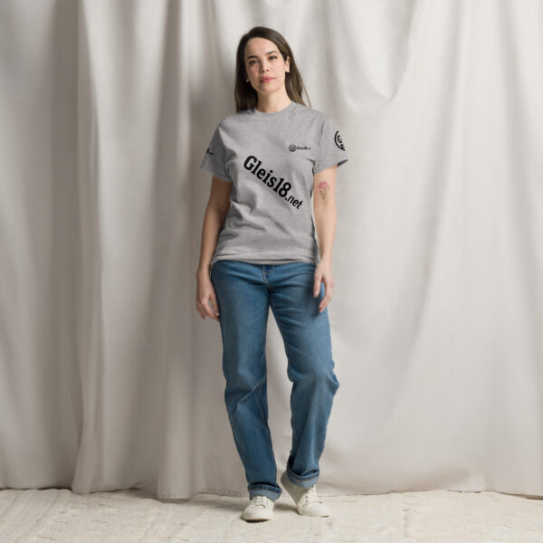 Klassisches Unisex T-Shirt – Bild 6