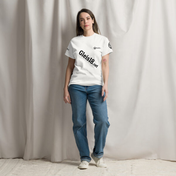 Klassisches Unisex T-Shirt – Bild 9